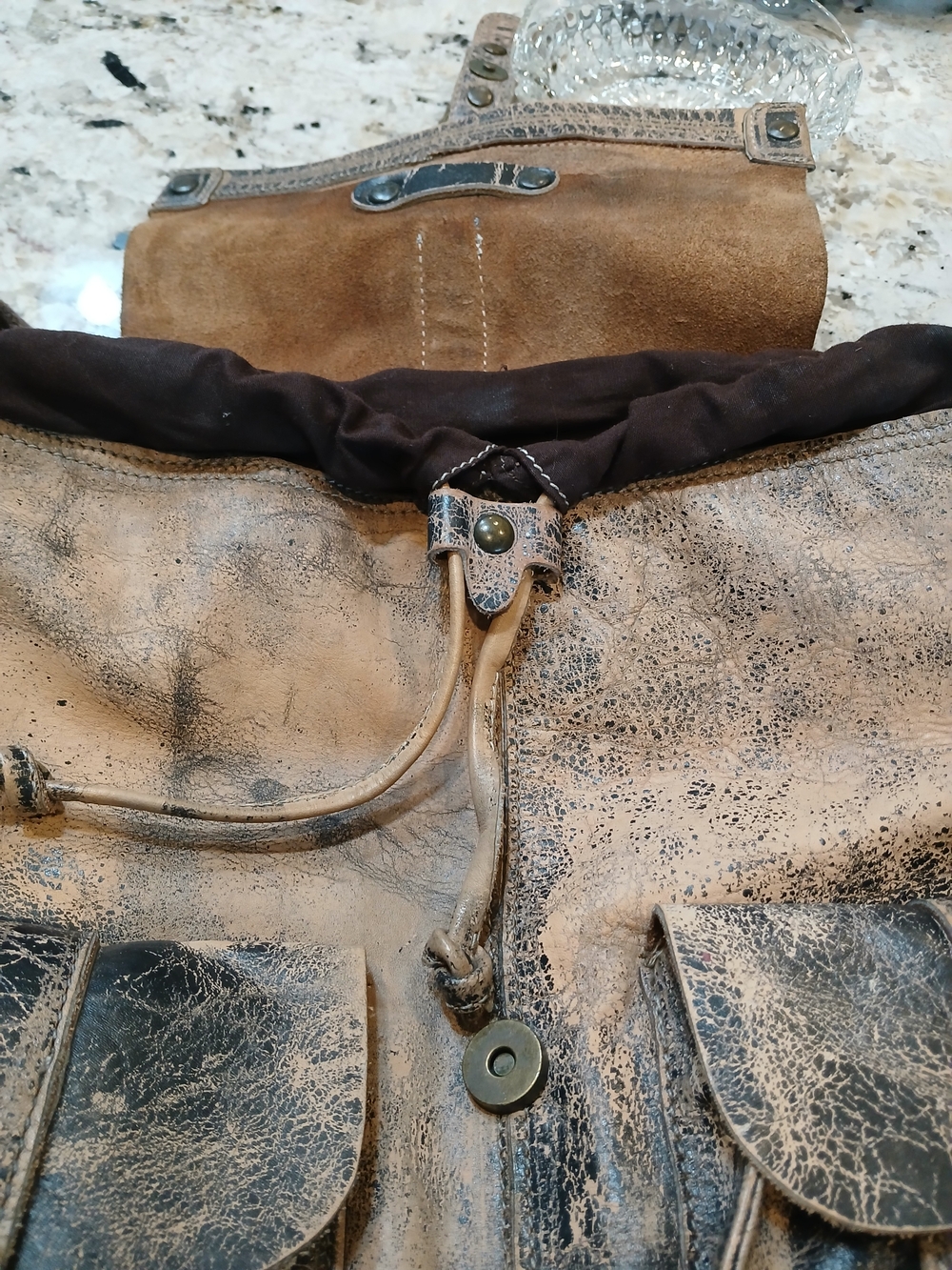 BED STU Distressed Leather JERICHO Brown Backpack - Picture 6 of 13